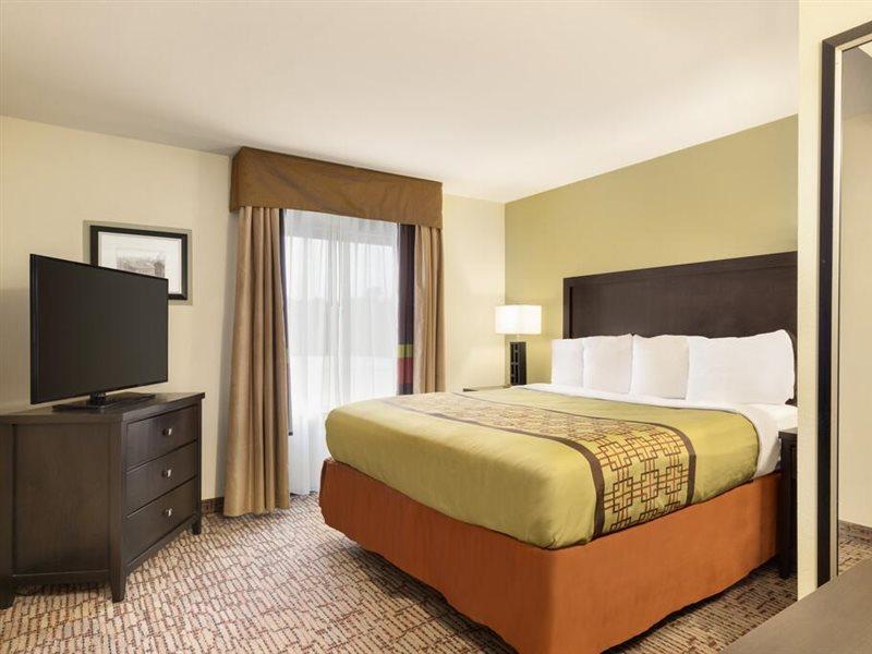 Hotel Baymont By Wyndham Augusta West Exterior foto
