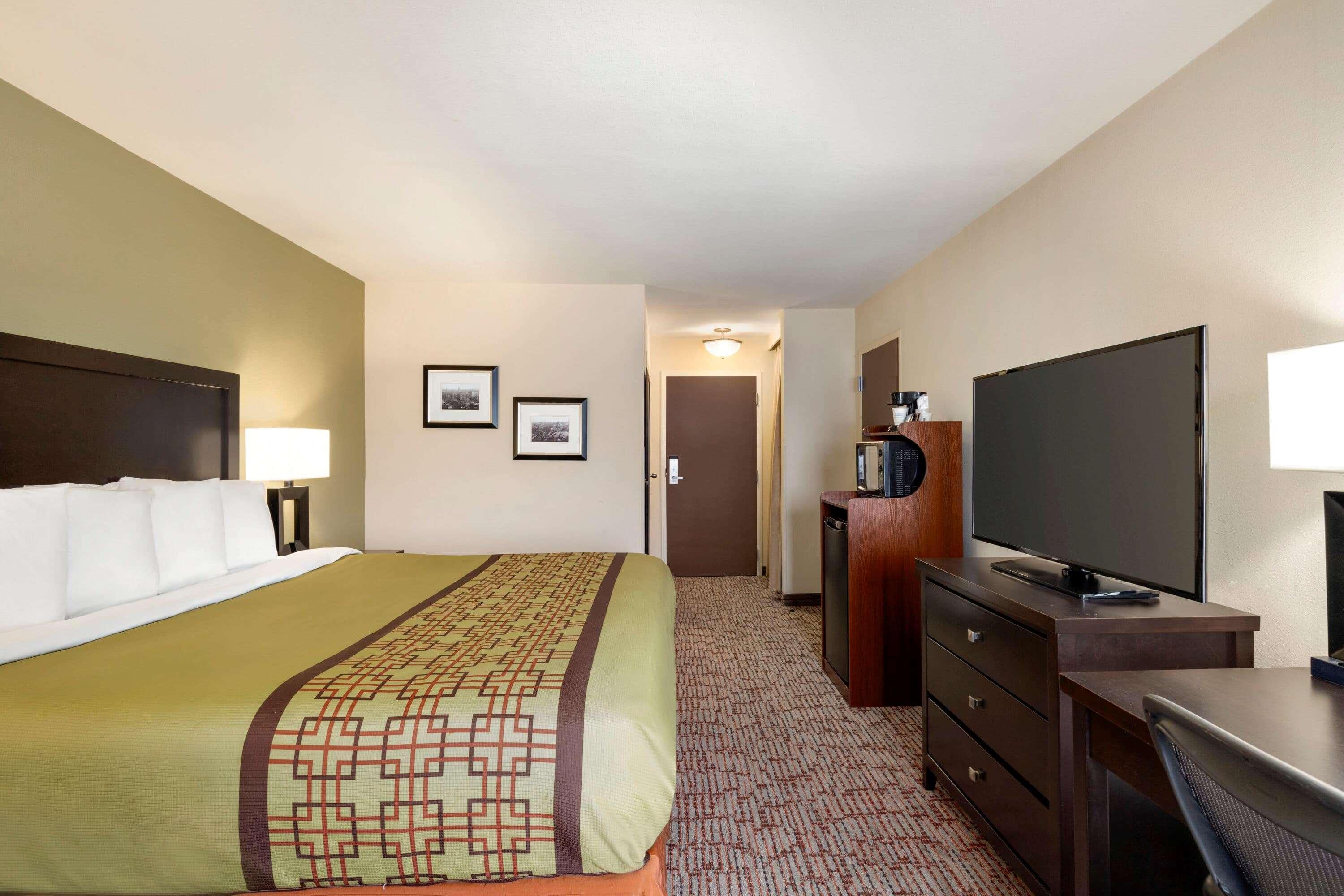 Hotel Baymont By Wyndham Augusta West Exterior foto